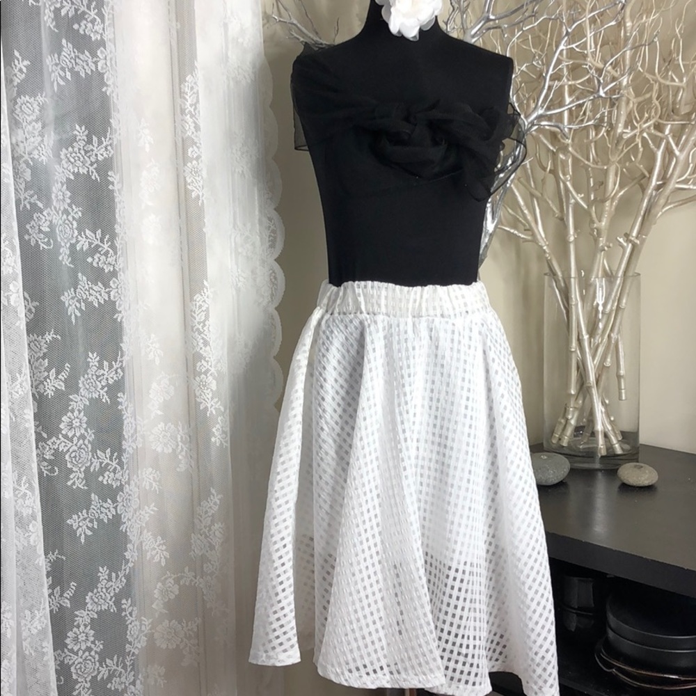 Pretty band skirt